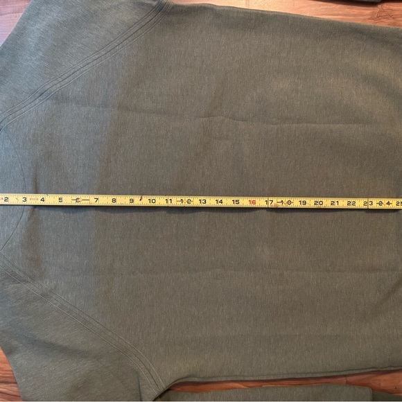 Rhone Men's Heritage Olivine Hoodie. New w/o tags - Picture 5 of 6